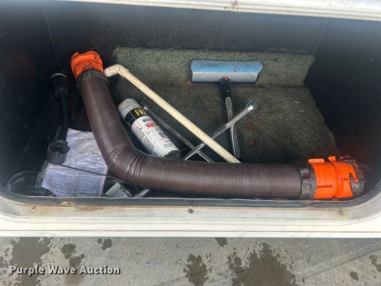 image for item DO6646 2002 Trail-Lite RV