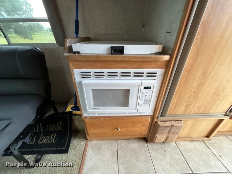 image for item DO6646 2002 Trail-Lite RV