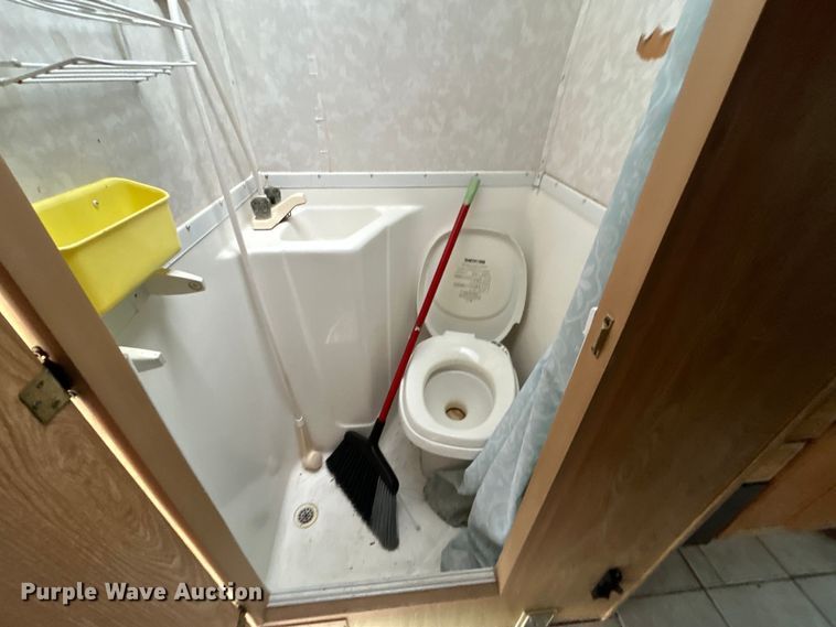 image for item DO6646 2002 Trail-Lite RV