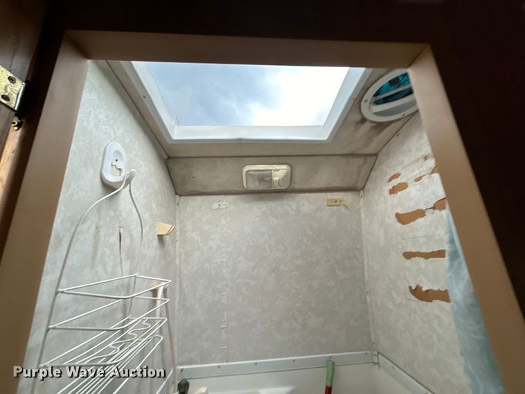 image for item DO6646 2002 Trail-Lite RV