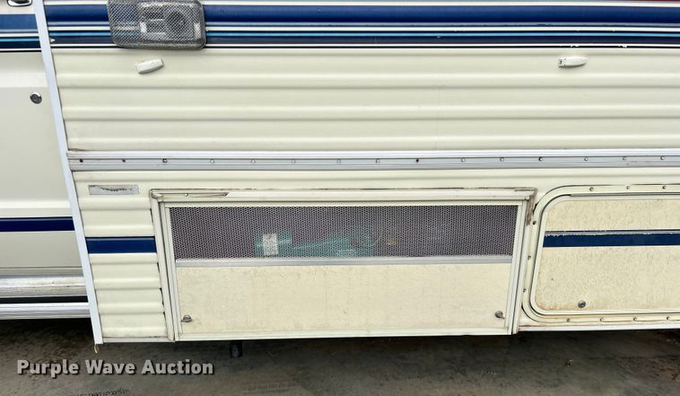 image for item DO6648 1989 Ford E350 RV