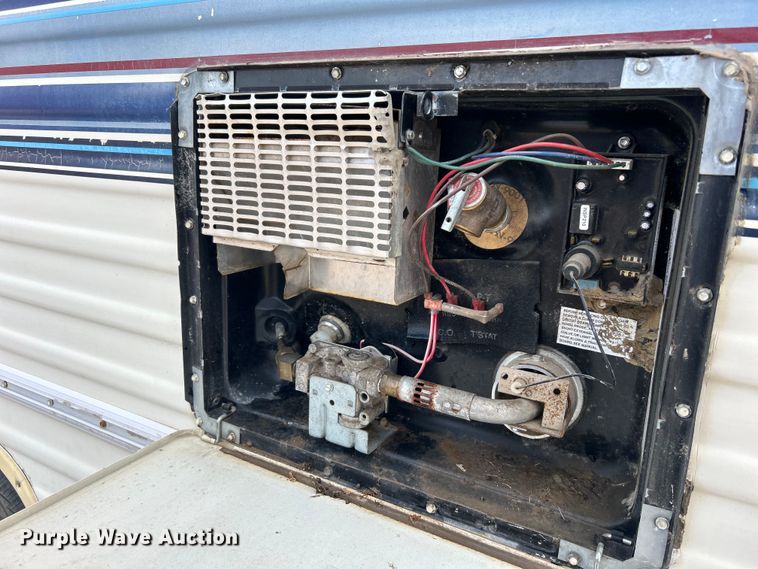 image for item DO6648 1989 Ford E350 RV