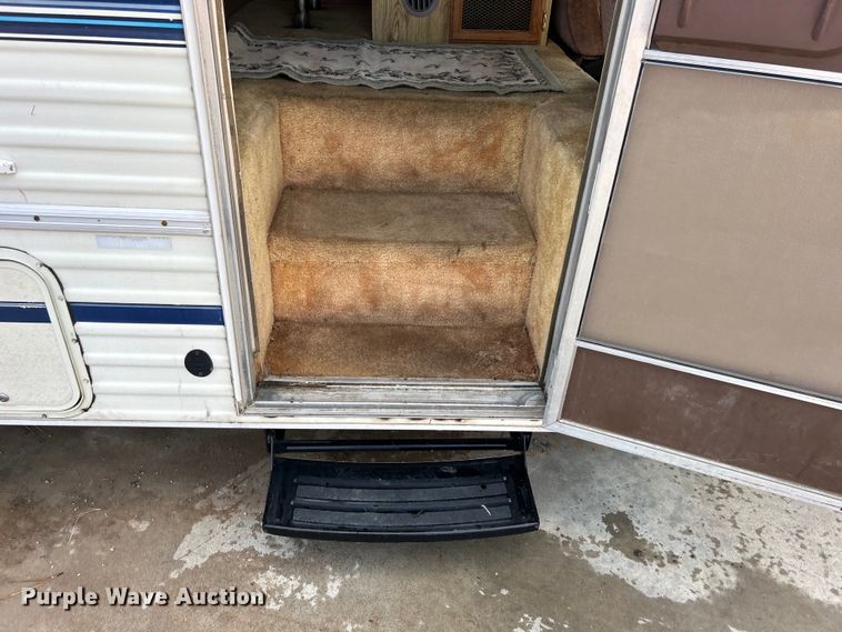 image for item DO6648 1989 Ford E350 RV