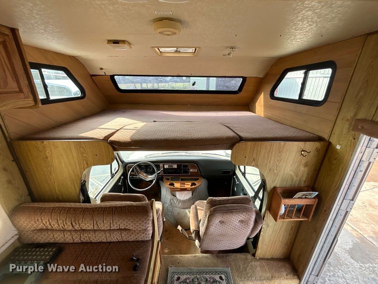 image for item DO6648 1989 Ford E350 RV