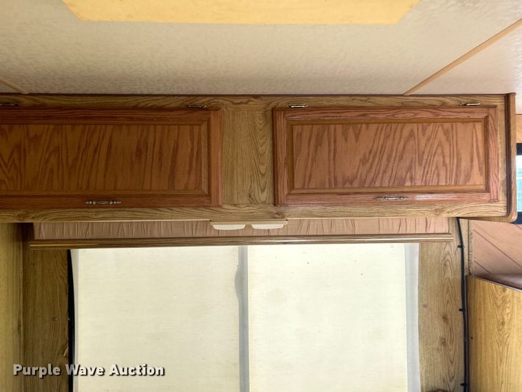 image for item DO6648 1989 Ford E350 RV