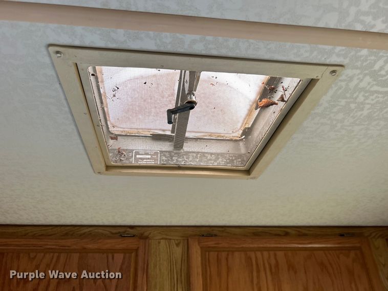 image for item DO6648 1989 Ford E350 RV