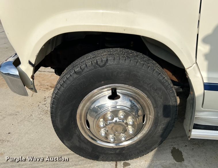image for item DO6648 1989 Ford E350 RV