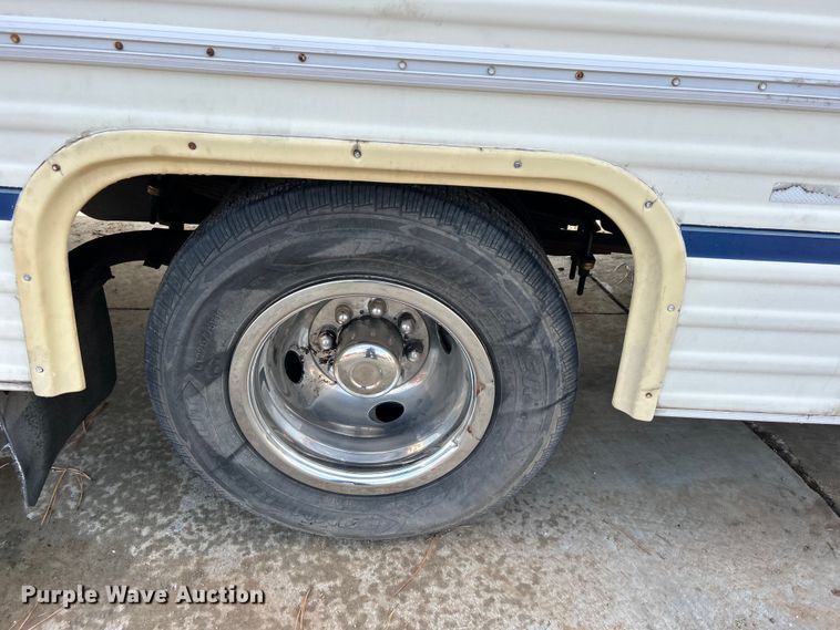 image for item DO6648 1989 Ford E350 RV