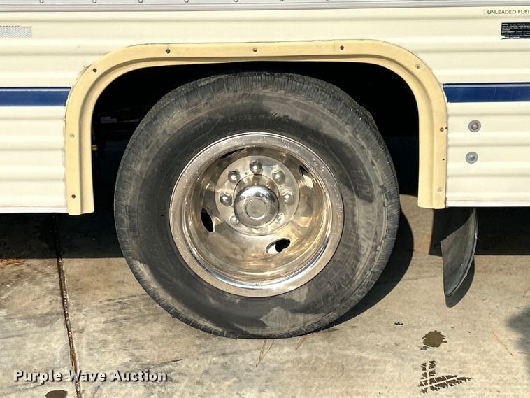 image for item DO6648 1989 Ford E350 RV