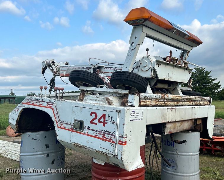 image for item DO6651 Holmes wrecker bed