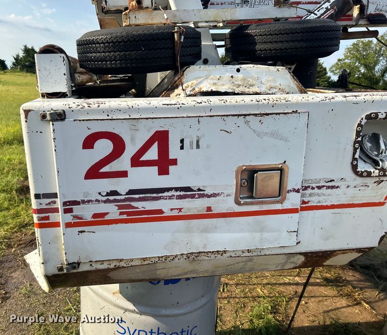 image for item DO6651 Holmes wrecker bed