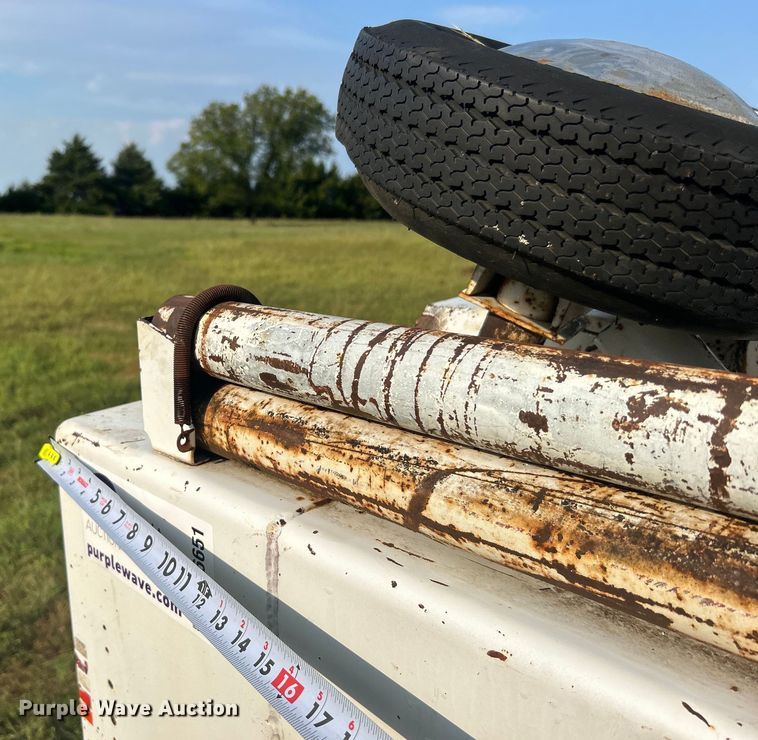 image for item DO6651 Holmes wrecker bed