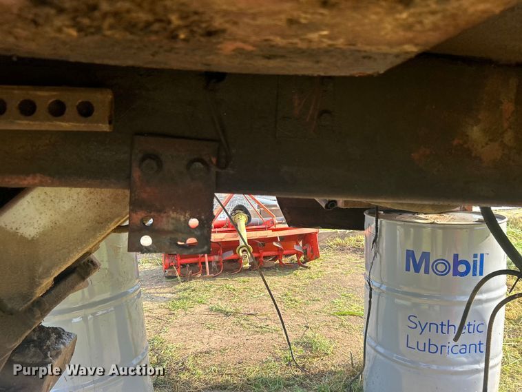 image for item DO6651 Holmes wrecker bed