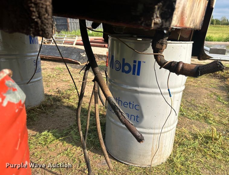 image for item DO6651 Holmes wrecker bed