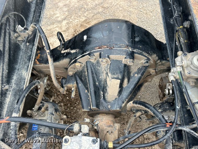 image for item DO6655 2019 Kenworth T370 truck cab and chassis