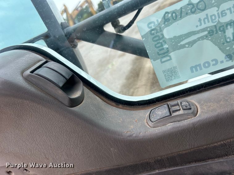 image for item DO6655 2019 Kenworth T370 truck cab and chassis