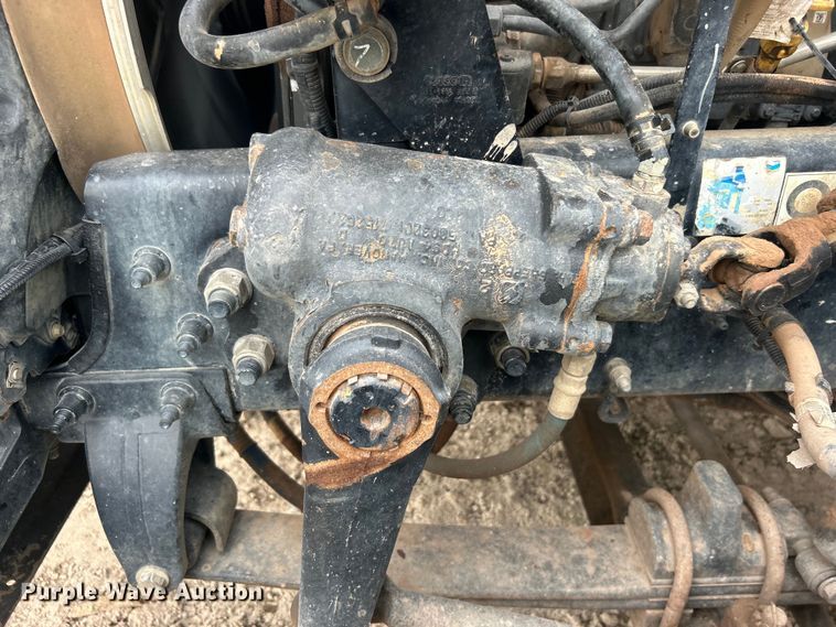 image for item DO6655 2019 Kenworth T370 truck cab and chassis