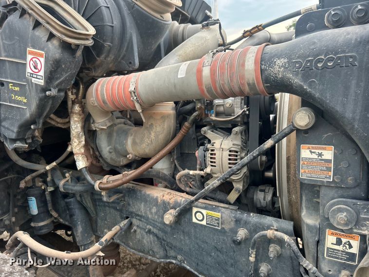 image for item DO6655 2019 Kenworth T370 truck cab and chassis