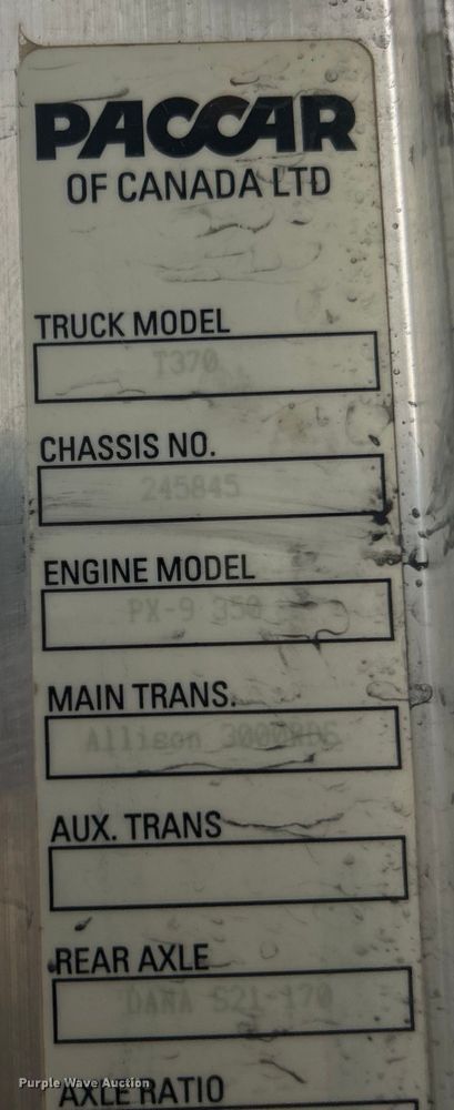 image for item DO6655 2019 Kenworth T370 truck cab and chassis