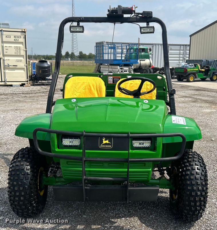 image for item DO6667 1999 John Deere Gator 6x4 utility vehicle