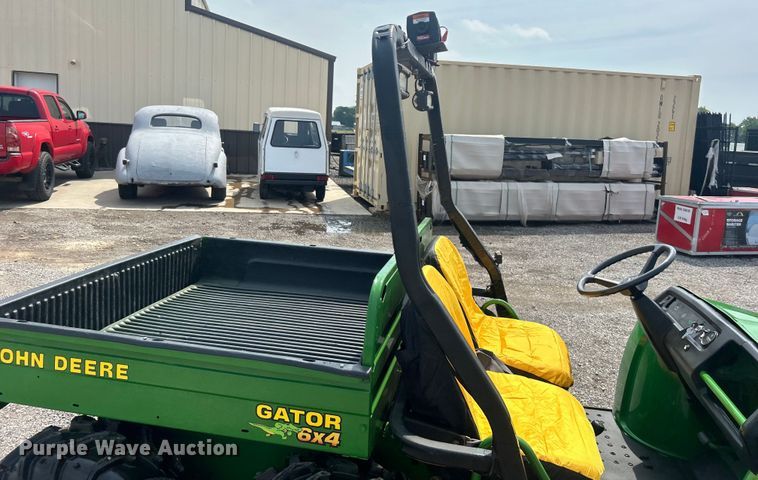 image for item DO6667 1999 John Deere Gator 6x4 utility vehicle