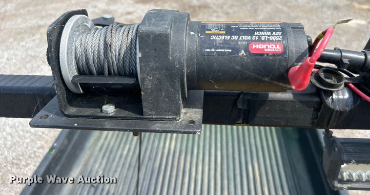 image for item DO6667 1999 John Deere Gator 6x4 utility vehicle