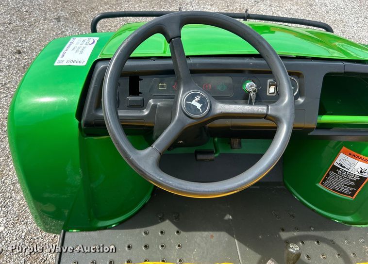 image for item DO6667 1999 John Deere Gator 6x4 utility vehicle