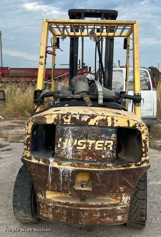 image for item DO6673 Hyster H80XM forklift