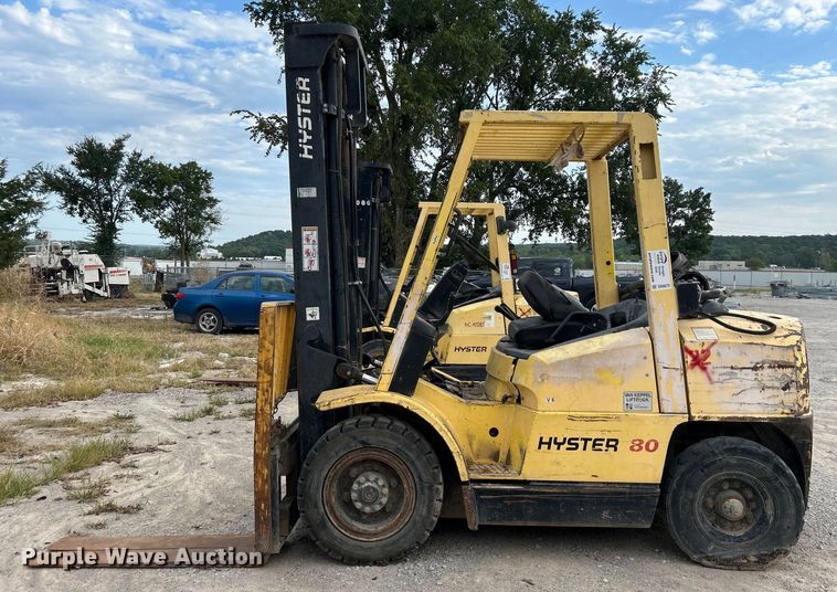 image for item DO6673 Hyster H80XM forklift