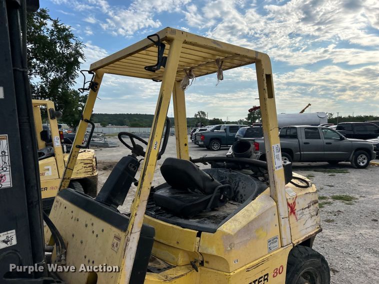 image for item DO6673 Hyster H80XM forklift