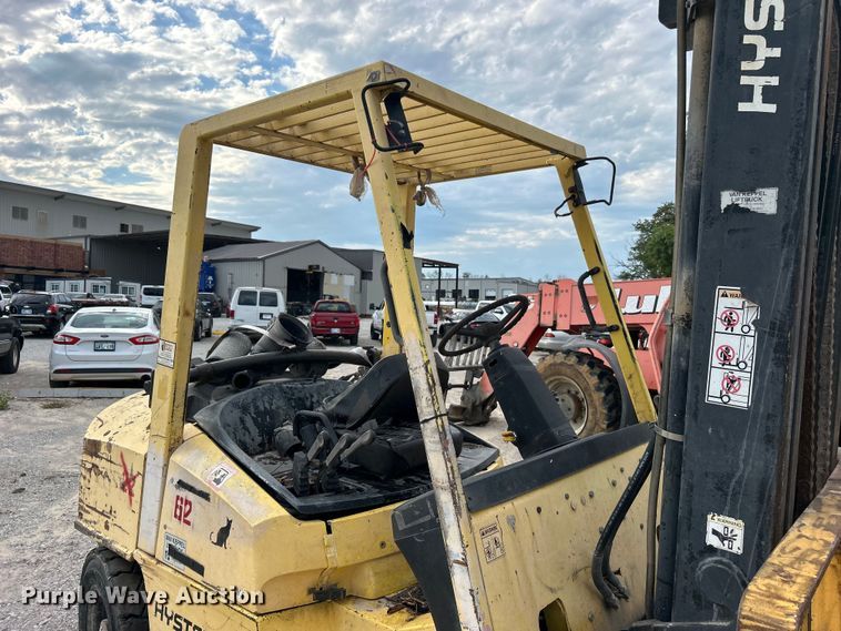 image for item DO6673 Hyster H80XM forklift