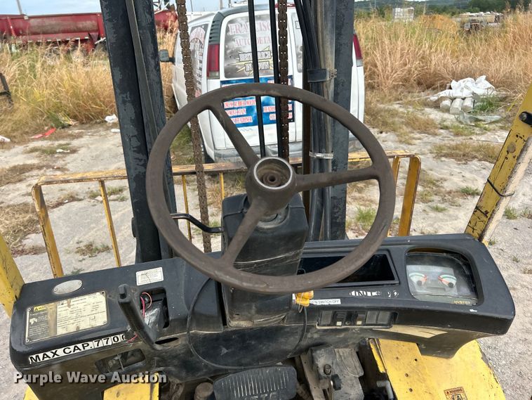 image for item DO6673 Hyster H80XM forklift