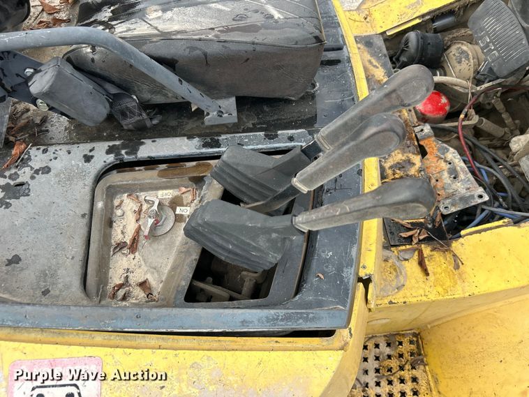 image for item DO6673 Hyster H80XM forklift