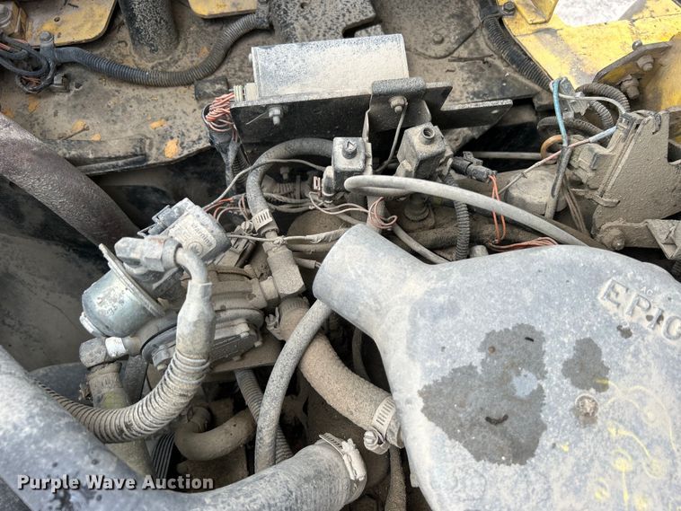 image for item DO6673 Hyster H80XM forklift