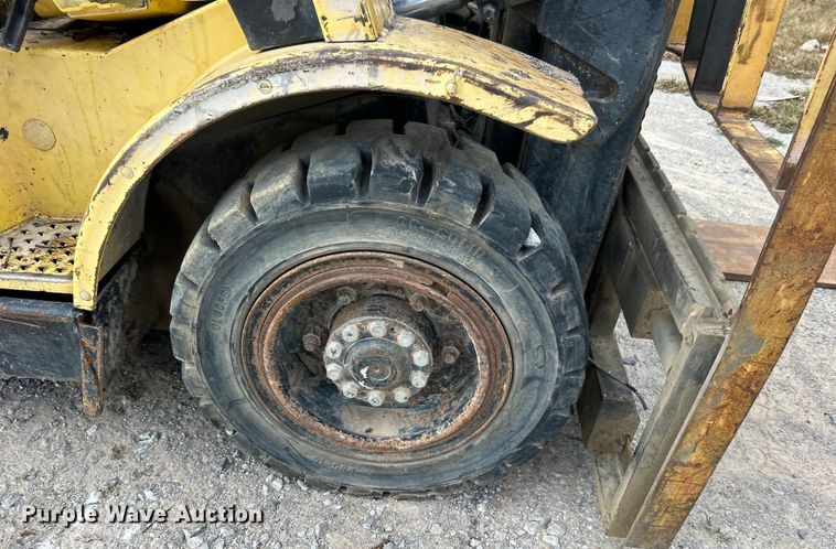 image for item DO6673 Hyster H80XM forklift