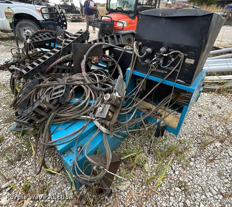 image for item DO6680 Cleveland Machine Tools Challenger NNC3-09799-0 plasma cutting system