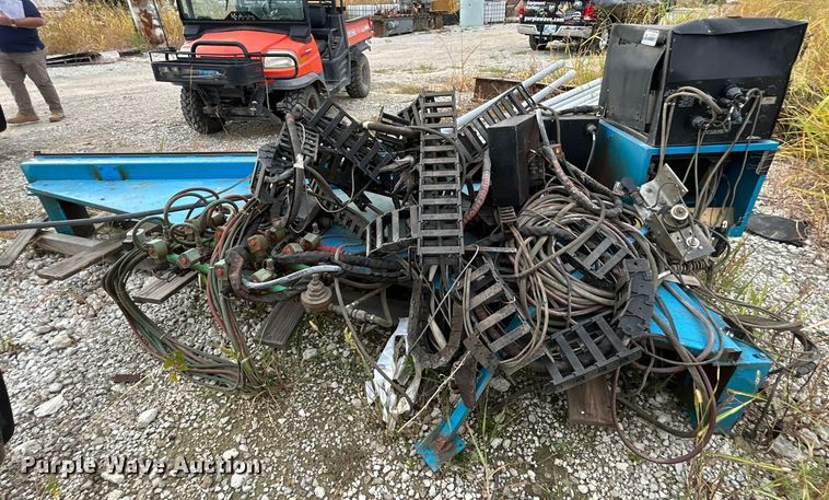 image for item DO6680 Cleveland Machine Tools Challenger NNC3-09799-0 plasma cutting system