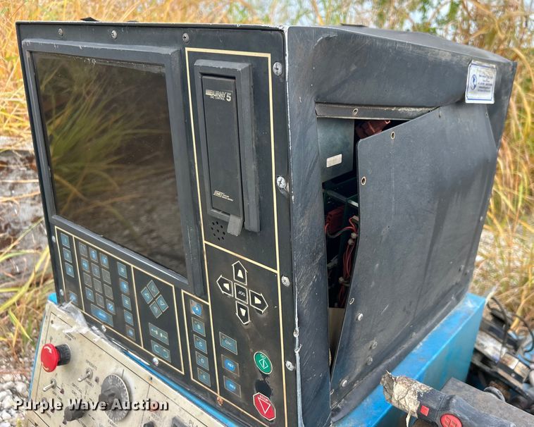 image for item DO6680 Cleveland Machine Tools Challenger NNC3-09799-0 plasma cutting system