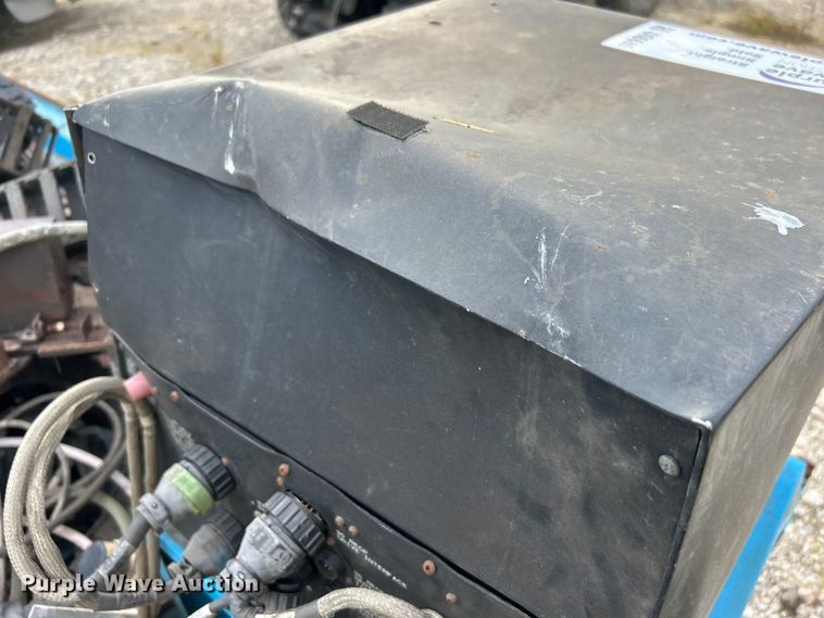 image for item DO6680 Cleveland Machine Tools Challenger NNC3-09799-0 plasma cutting system