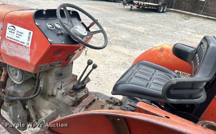 image for item DO6700 1979 Massey Ferguson 245 tractor