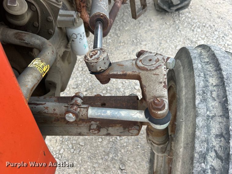 image for item DO6700 1979 Massey Ferguson 245 tractor