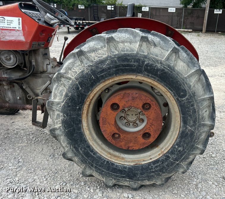 image for item DO6700 1979 Massey Ferguson 245 tractor