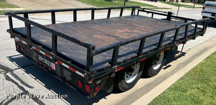 image for item DO7454 2013 PJ Trailers utility trailer