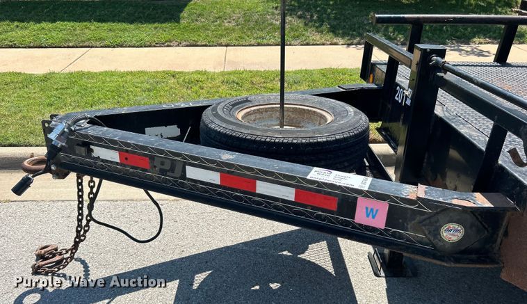 image for item DO7454 2013 PJ Trailers utility trailer