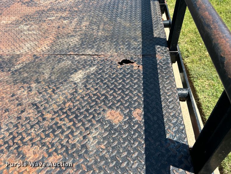 image for item DO7454 2013 PJ Trailers utility trailer