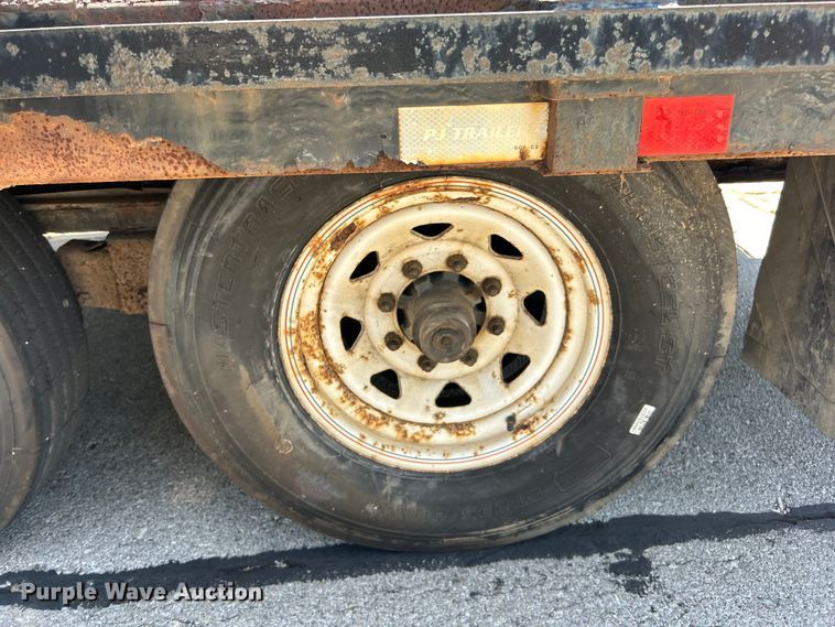 image for item DO7454 2013 PJ Trailers utility trailer