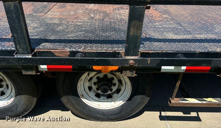 image for item DO7454 2013 PJ Trailers utility trailer