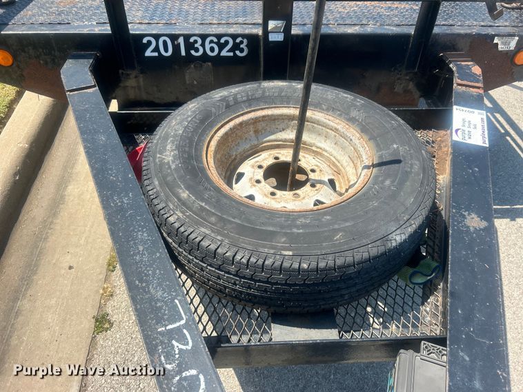 image for item DO7454 2013 PJ Trailers utility trailer