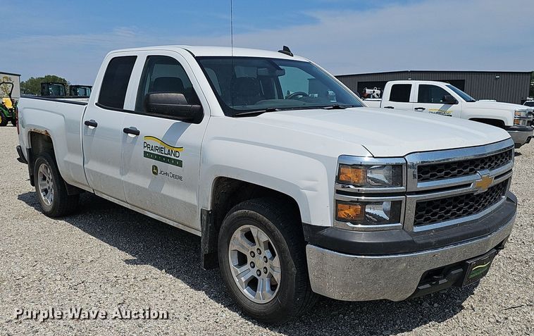 image for item DP6511 2015 Chevrolet Silverado 1500 Double Cab pickup truck