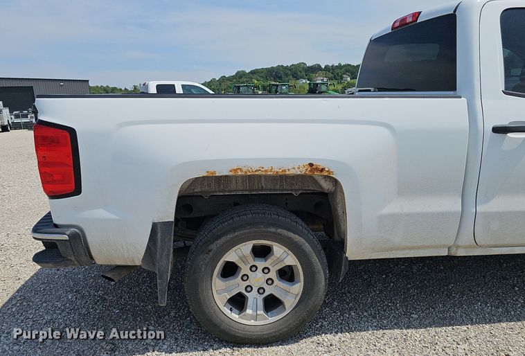 image for item DP6511 2015 Chevrolet Silverado 1500 Double Cab pickup truck